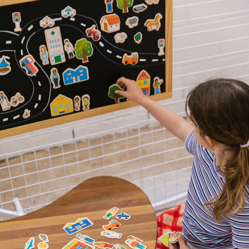 THE FRECKLED FROG - Tell A Story Magnetic Board